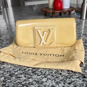AUTHENTIC Louis Vuitton Cream Clutch Bag
